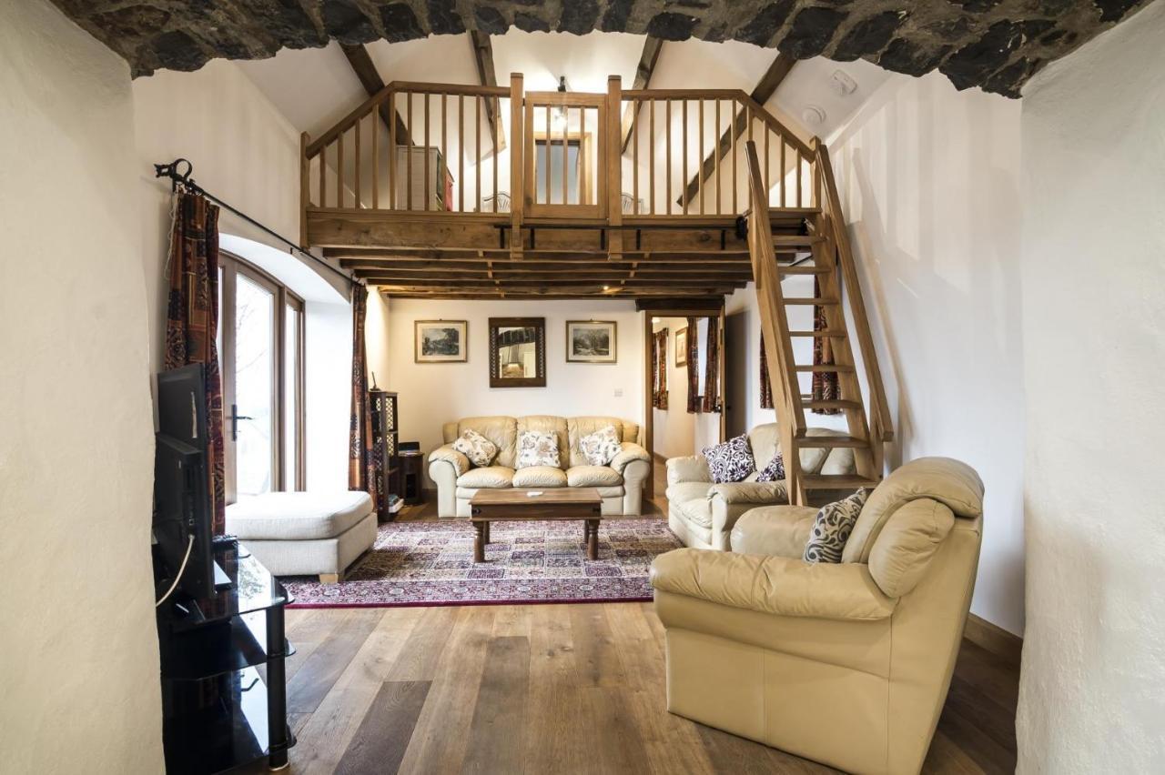 Orchard Cottage - Luxurious Barn Conversion - Beavers Hill Манорбьер Экстерьер фото